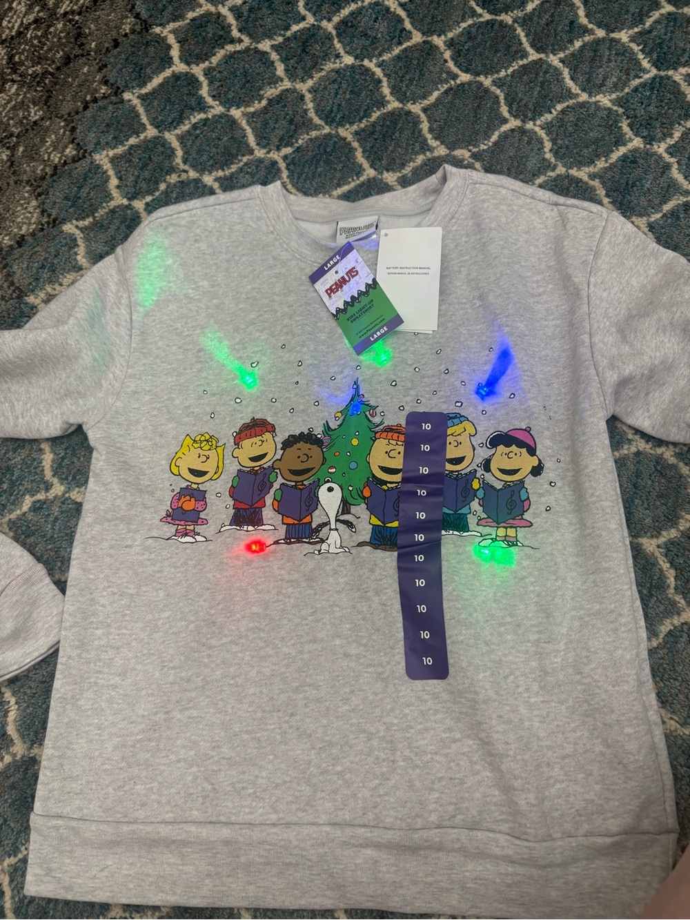 Peanuts Kids' Gray Crewneck Sweatshirt with Multicolor Caroling Print